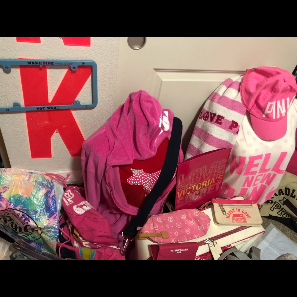 Pink - Picture 4 of 5